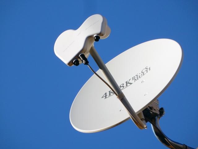 テレビアンテナでCS・BS放送を見るには？違い・設置方法・費用を解説